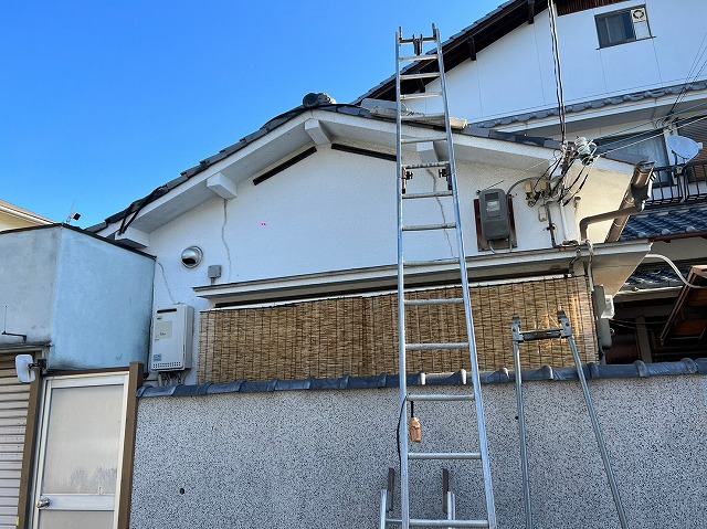 屋根はしご架け